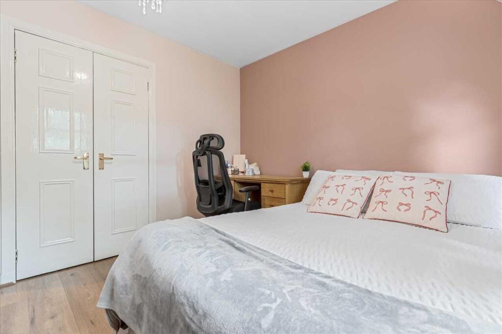 Bedroom Two (2)