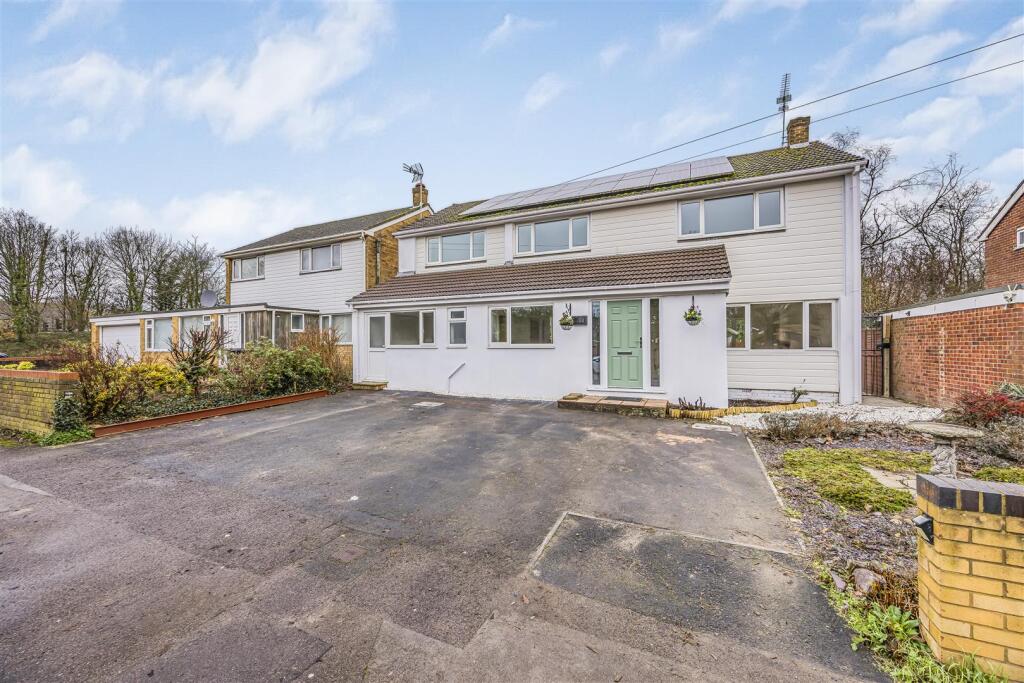 176 Hazelton Way, Horndean-PorticoMarketing-SoldBy