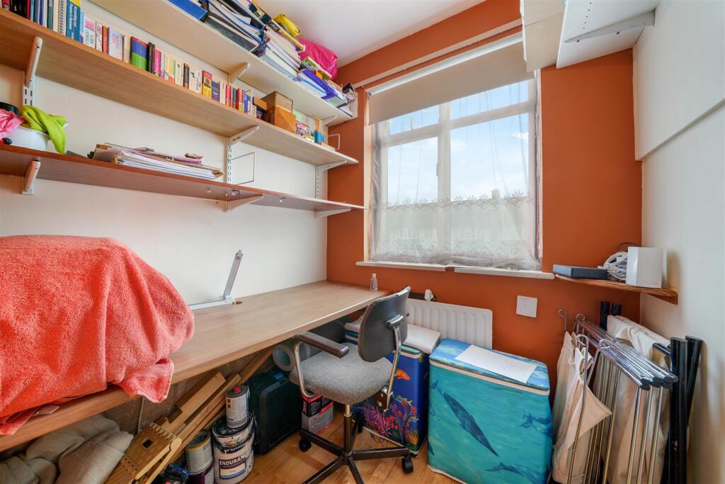 5 Conisborough Crescent - sk5x3ik83JJV9hqzW4wz.jpg