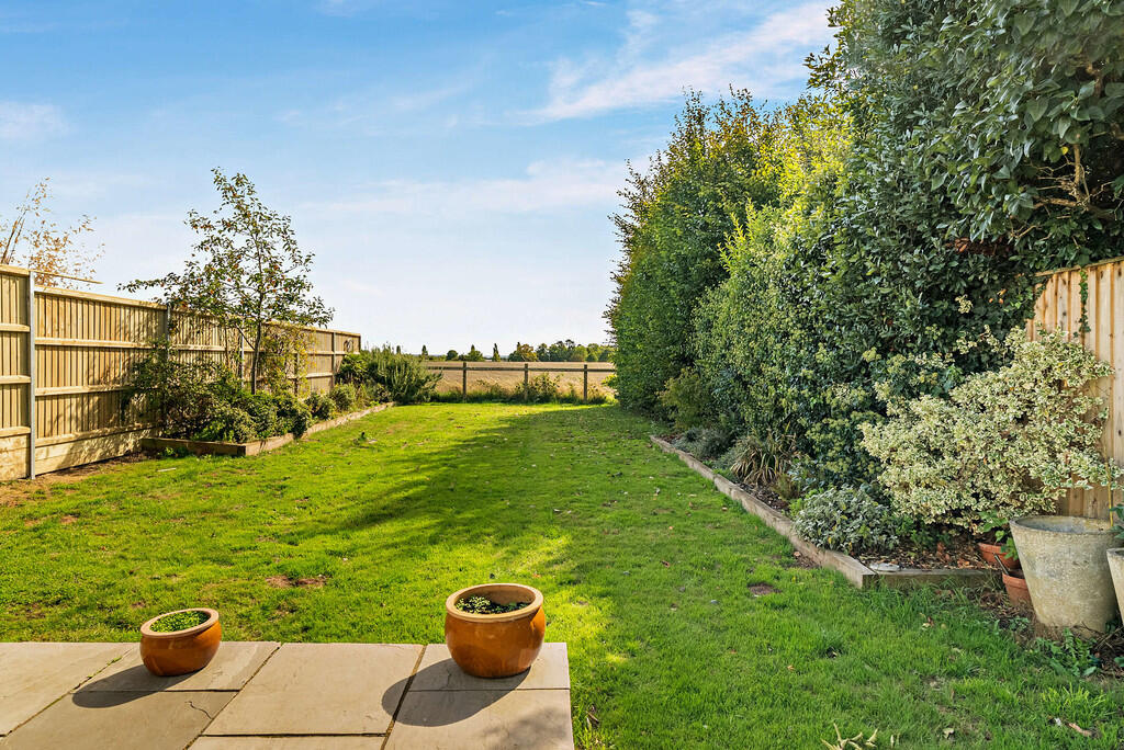 8664108-exterior0...