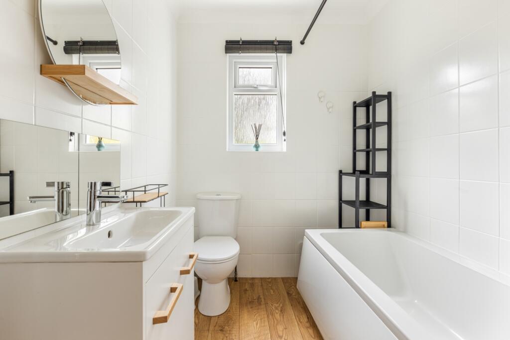 A19 - 14 Clifton Crescent, Paignton - 250626