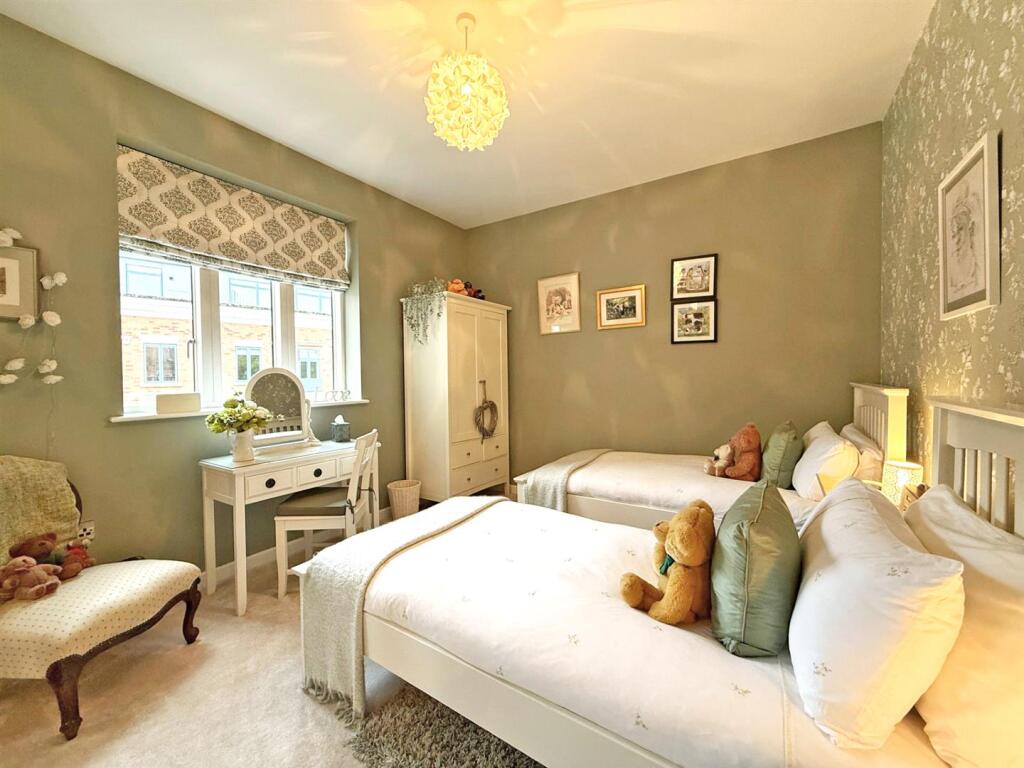 thumbnail_image3 (1).jpg