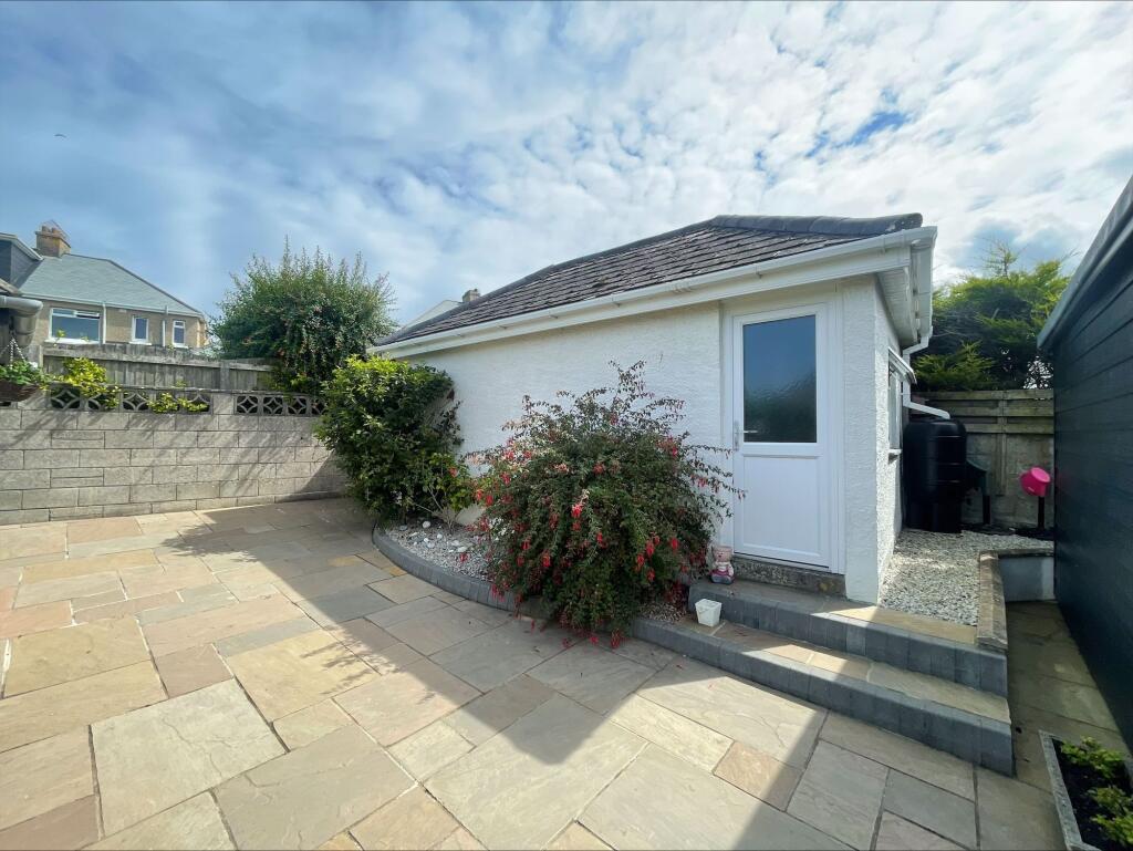 Outbuilding/Store