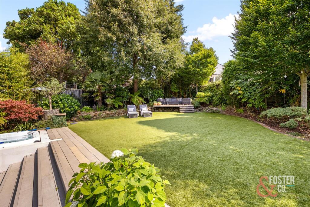 Hill Drive, 53-021.JPG