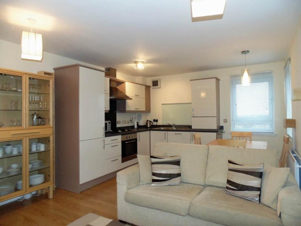 Lounge-Kitchen-Dinin