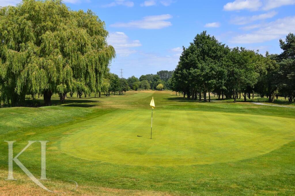 golf course 9.jpg