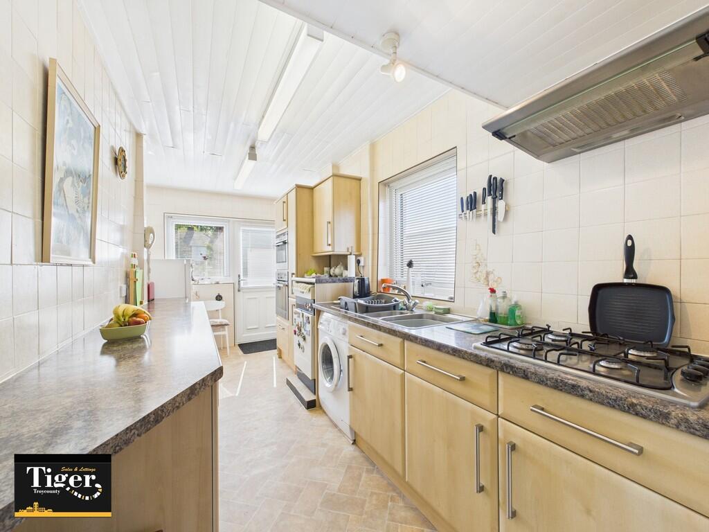 CAM03440G0-PR0306...