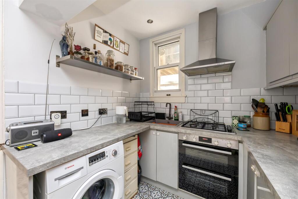 St Aubyns 59A-009.jpg