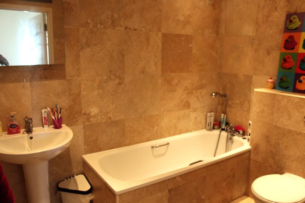 Bathroom.JPG