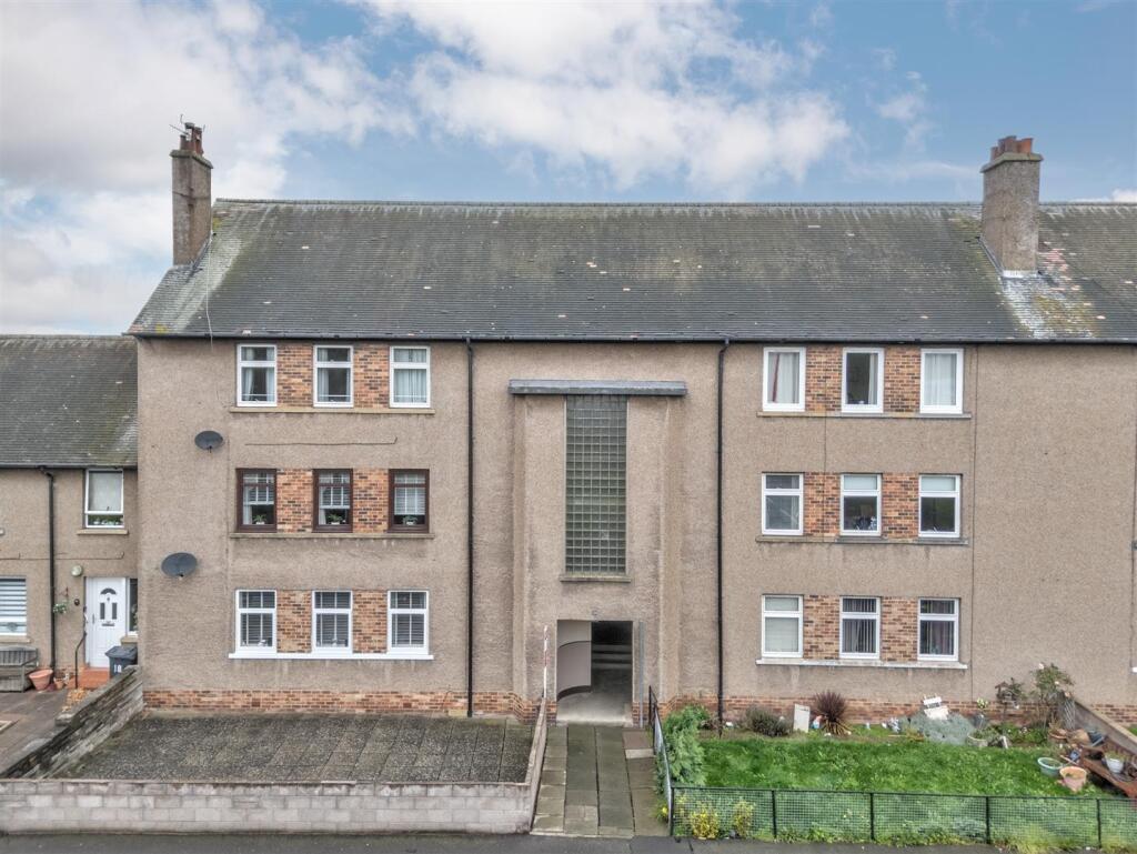 GL 20 Balerno Street Dundee-13.JPG