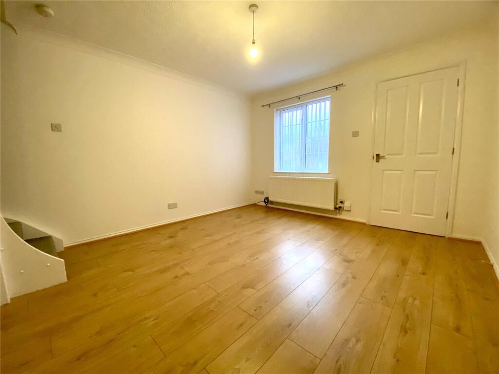 Acorn Grove, Pontprennau, Cardiff, CF23