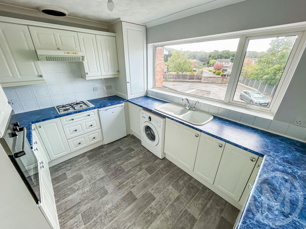 park hall centre 1 (23).JPG