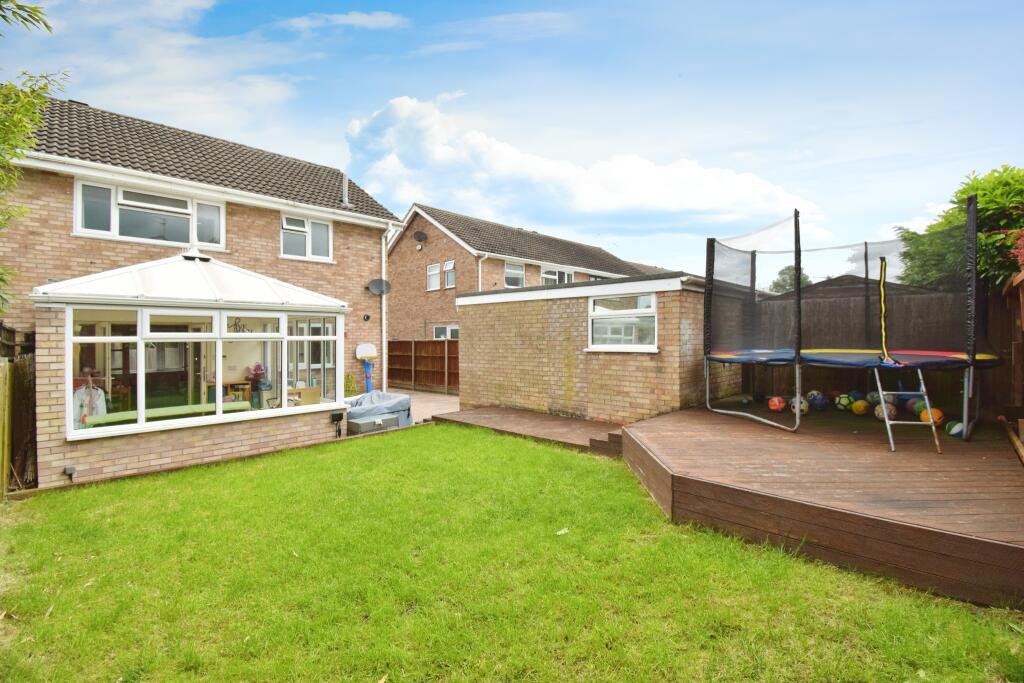 Garden &amp; Rear