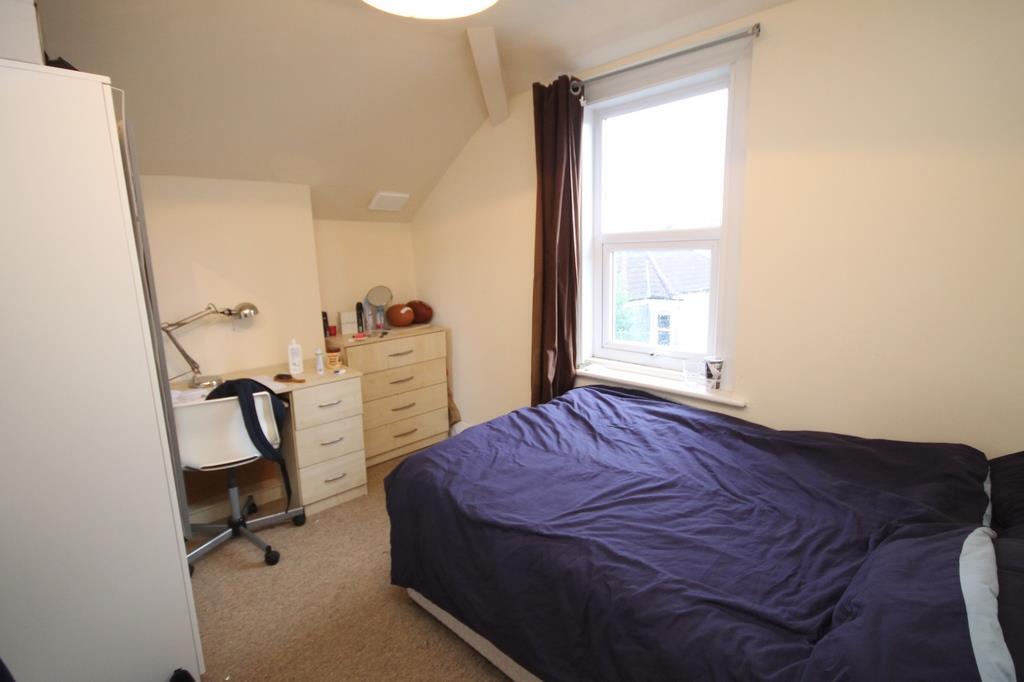 Bedroom Three (Copy).JPG