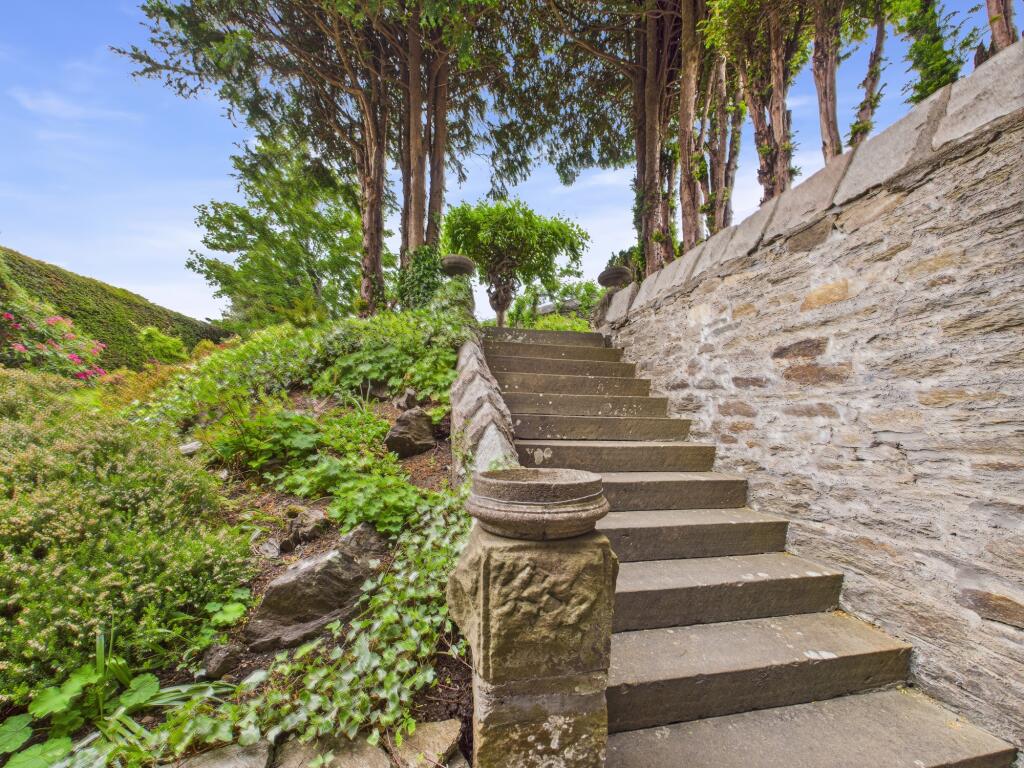 CAM03481G0-PR0105-STILL062