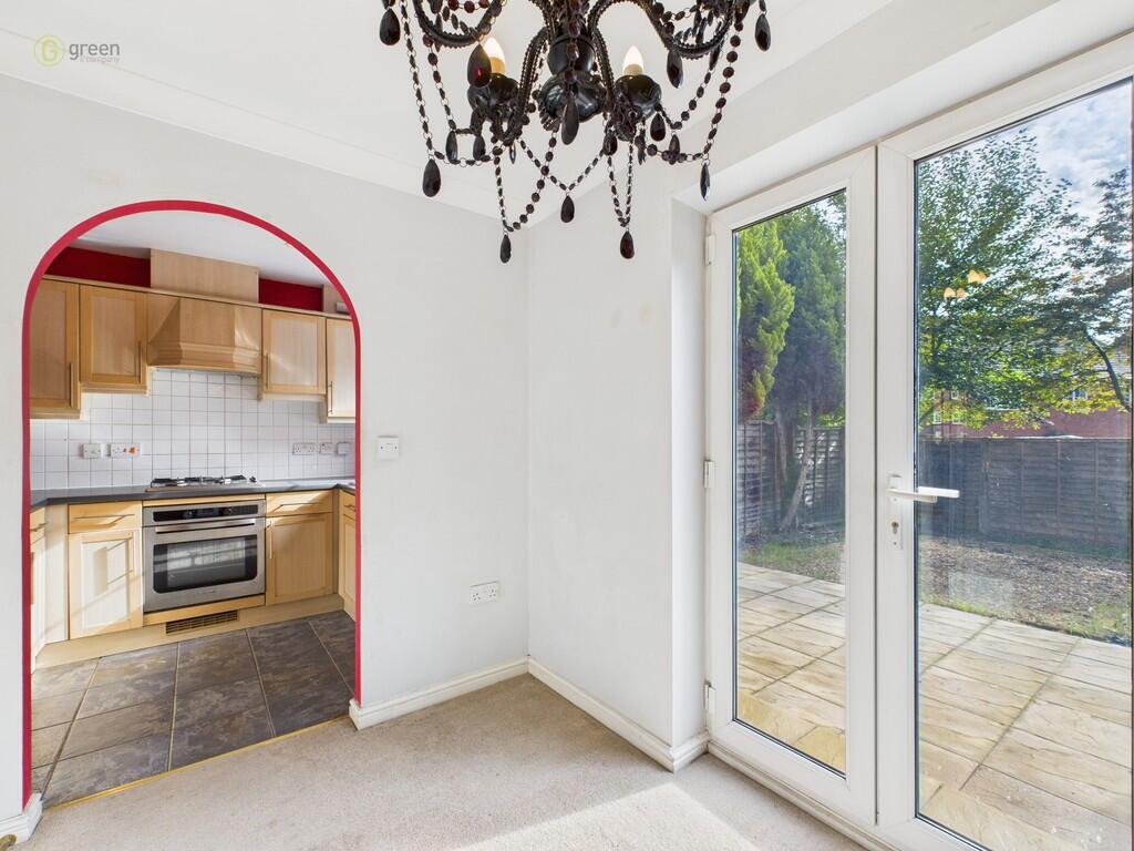 CAM03830G0-PR0222...