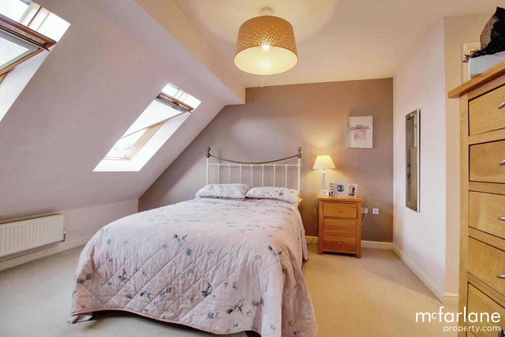 Master bedroom and en-suite