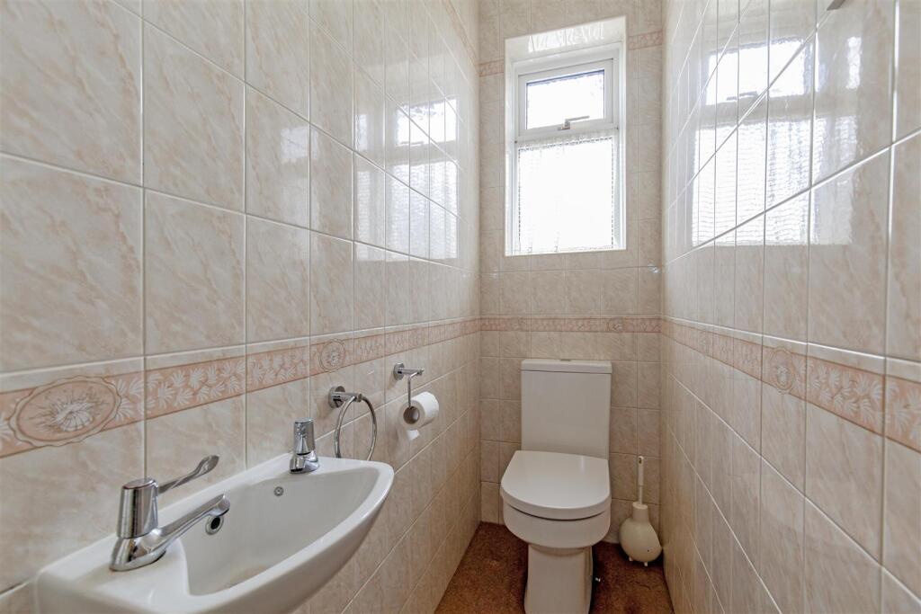 Separate WC