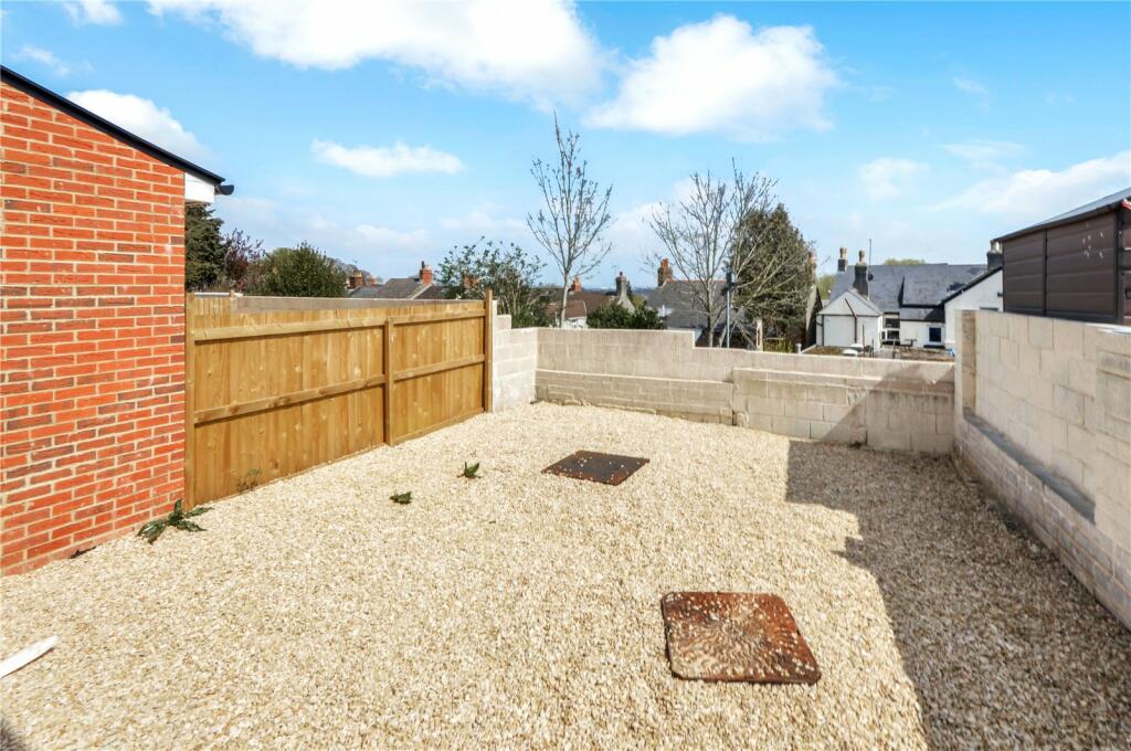 No 2 Private Garden