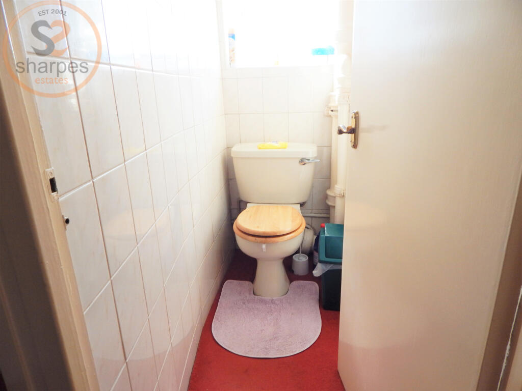 5. Toilet-ALL.JPG