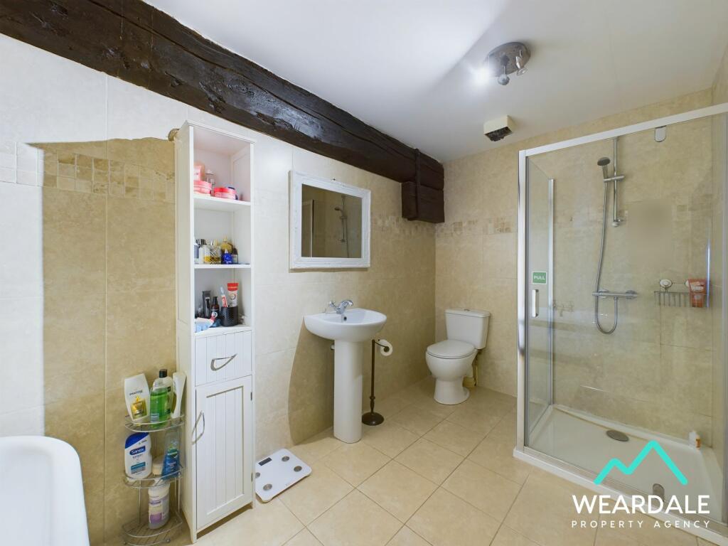 Bedroom 1 En-suite