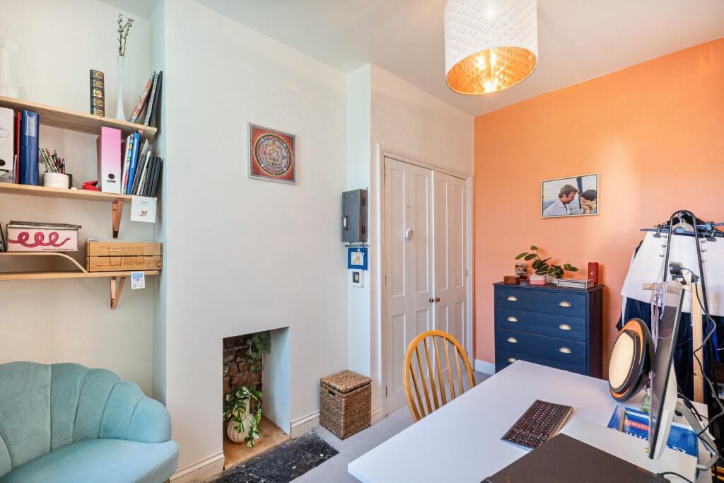 23 Greville Street74.jpg