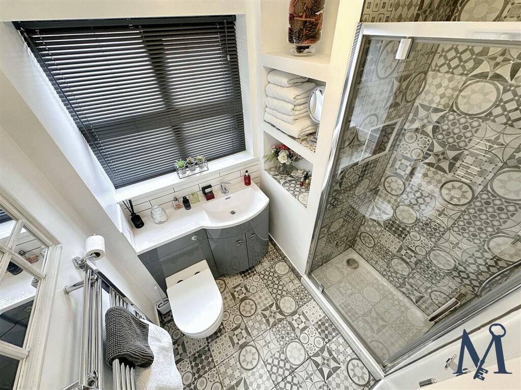Modern Shower Room