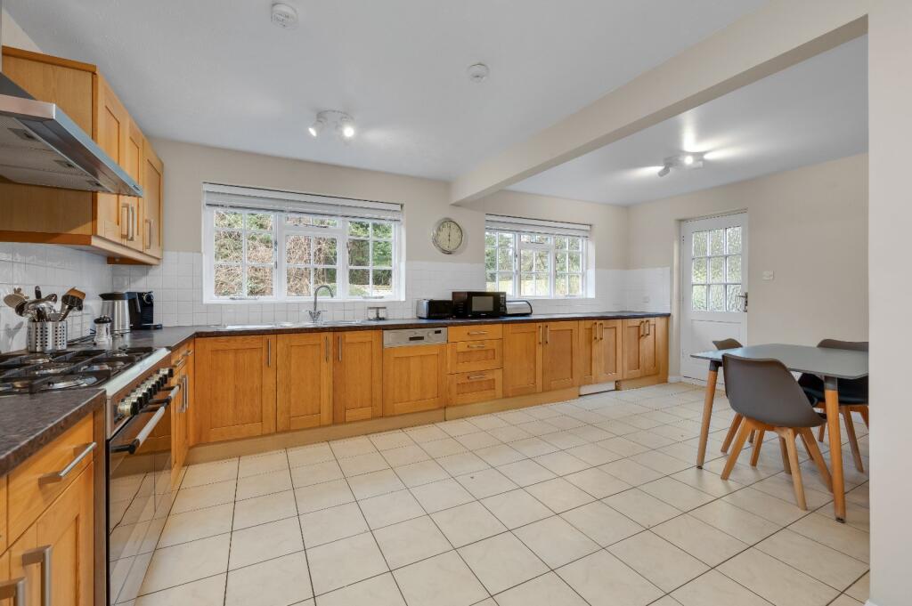 Kitchen/Breakfast