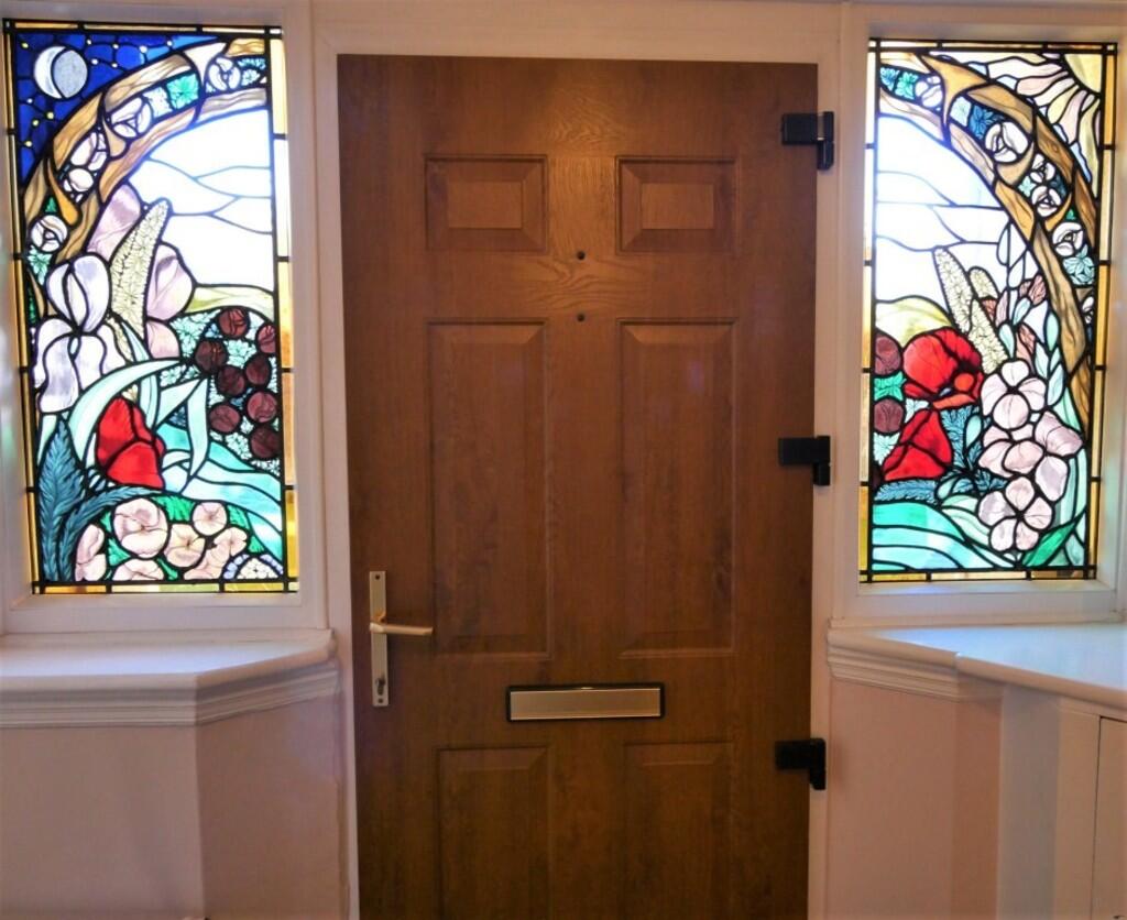 STAINED GLASS CAS...