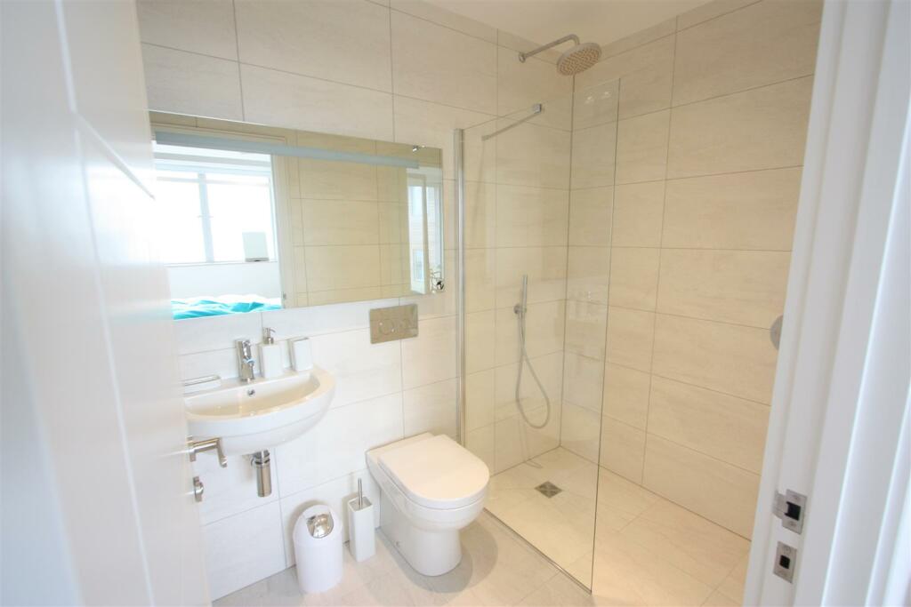 4 Towan Heights En Suite
