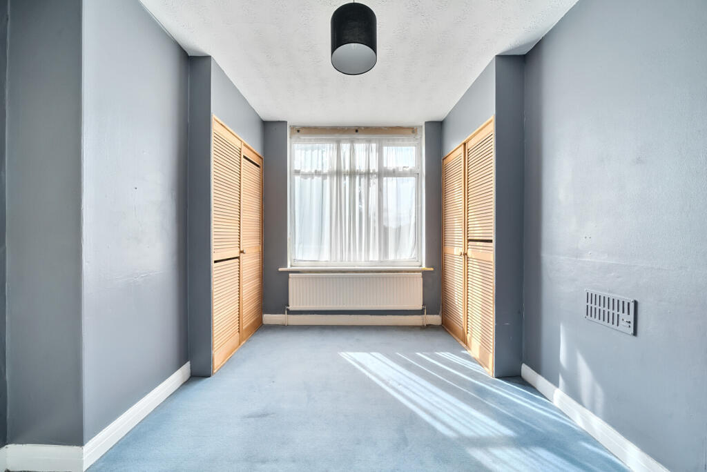 1333494-11-688cb2...