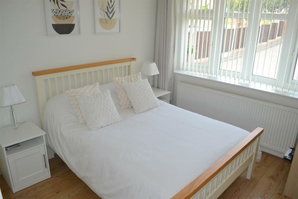 Bedroom 20.JPG