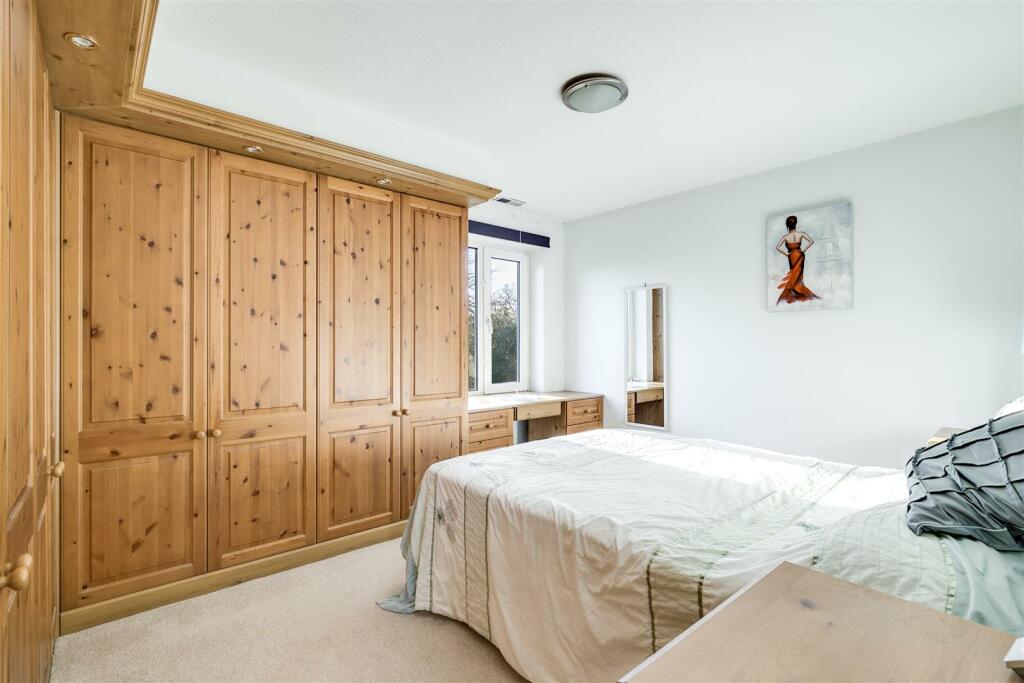 Pear Tree Dell 11-4.jpg