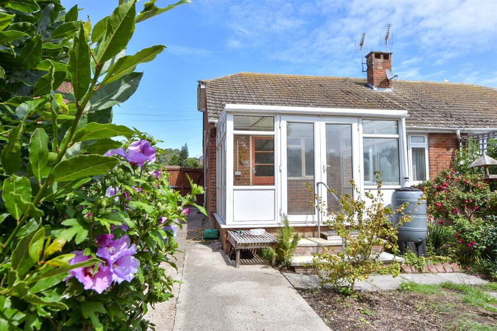 External Lifestyle Photograph