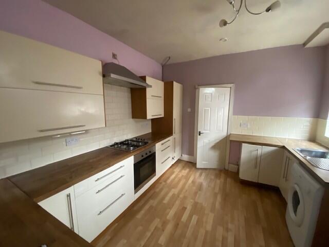 KITCHEN 1 T202509241425.jpg