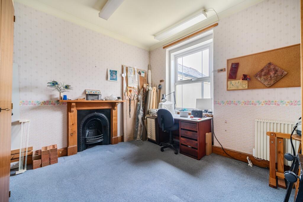 1320840-6-68766b9d0d5a6