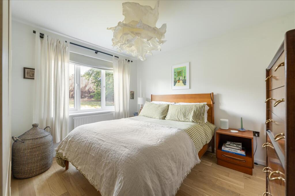 Winchester Court, E17