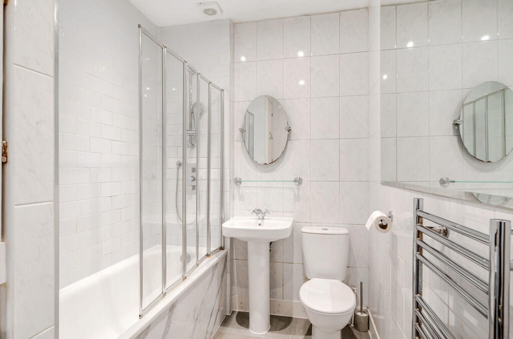 1361248-7-68db9af...