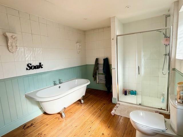 Large Family Bathroom