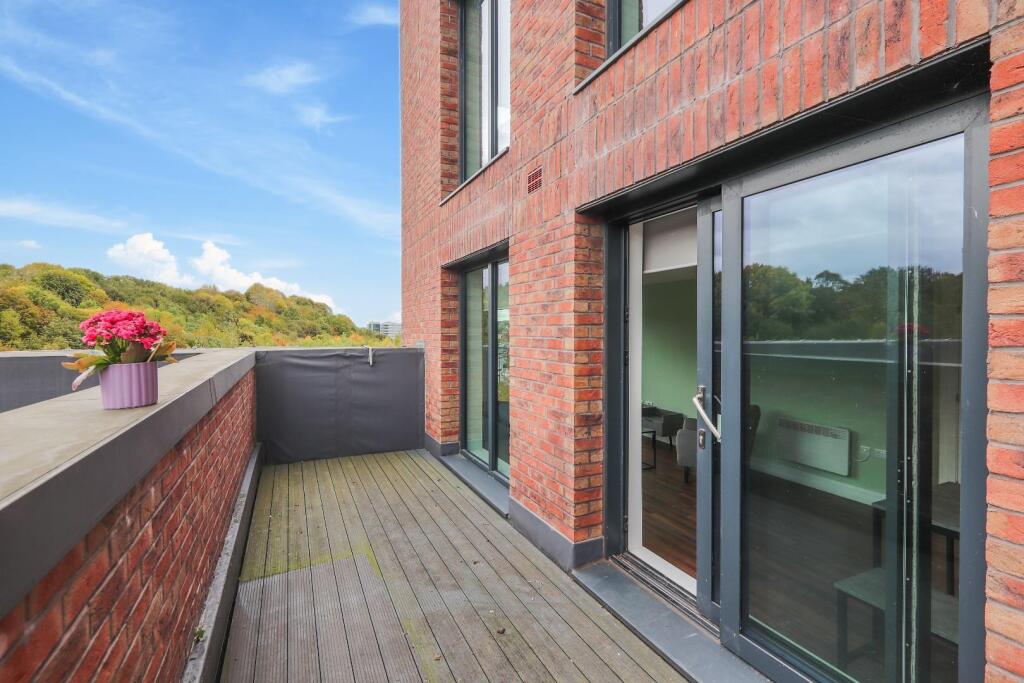 ROOF TERRACE