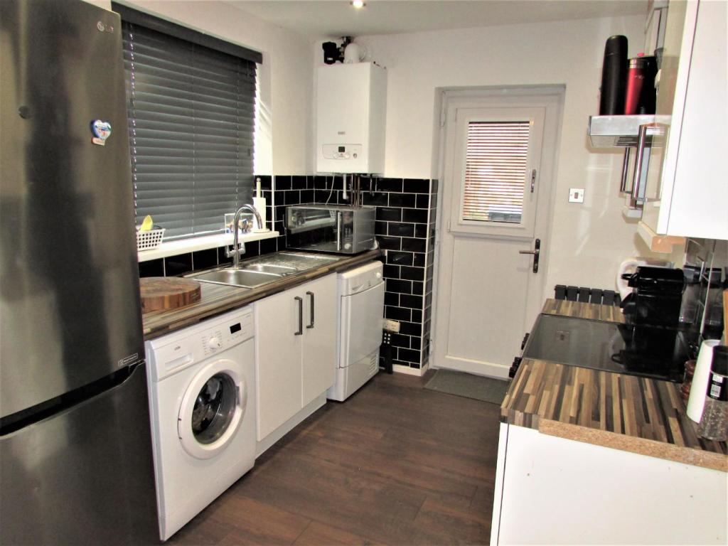 NorfolkCres47kit1.JPG