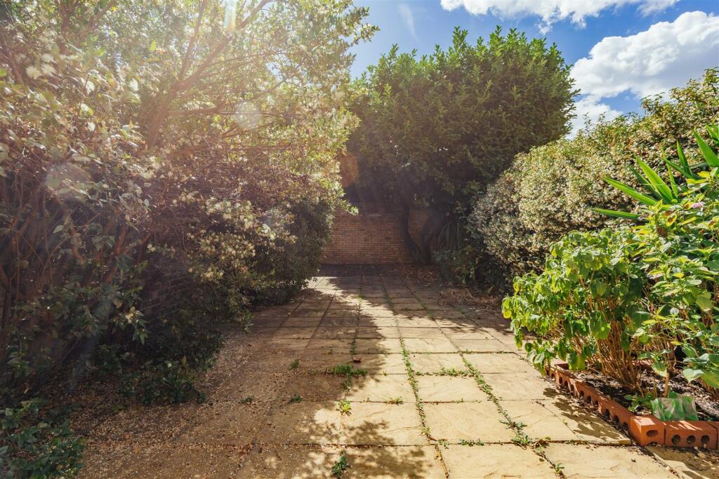 OO_moray road_davies davies_13.jpg