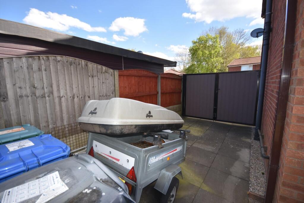 GARDEN SIDE OF PROPERTY