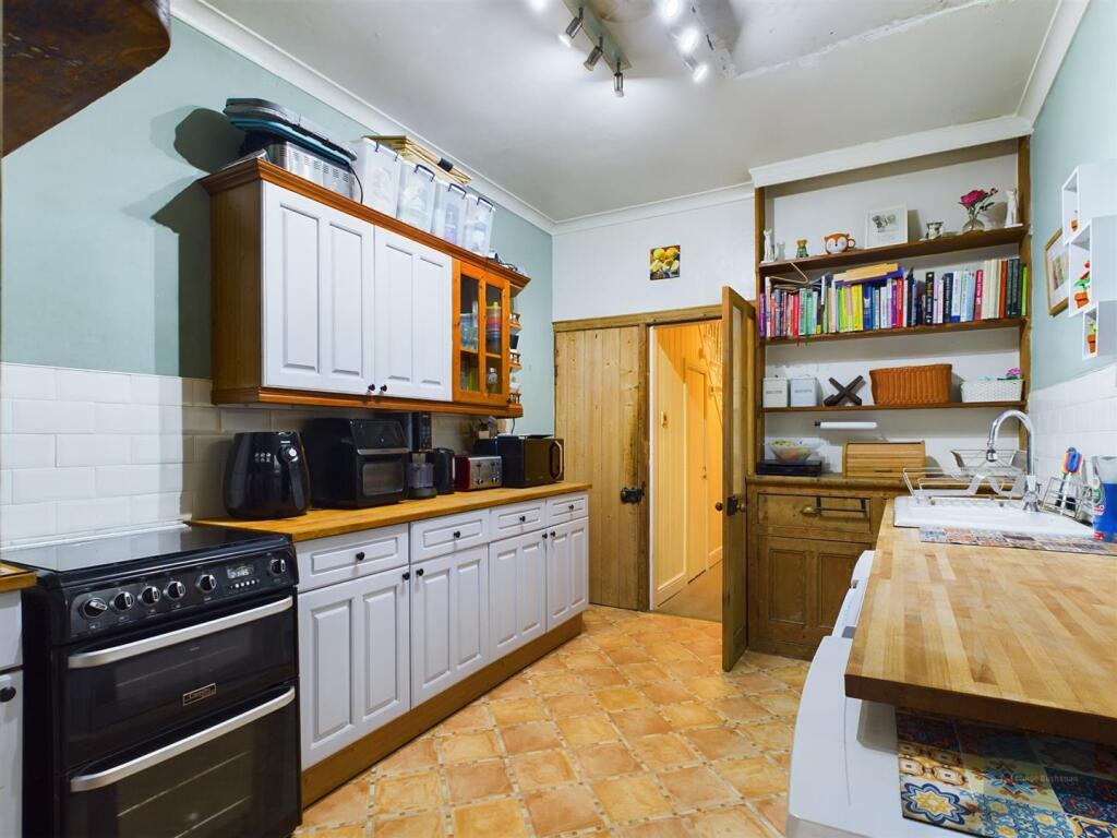 CAM03907G0-PR0065-ST