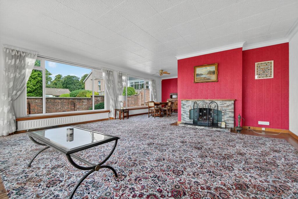 Dining Lounge