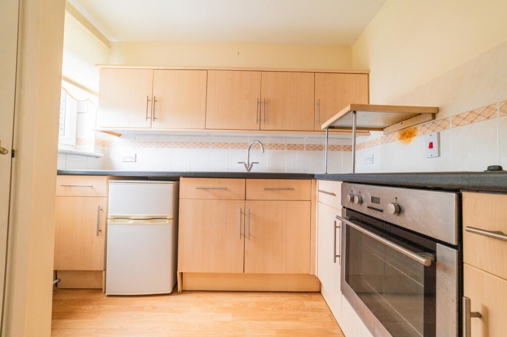 Call 02920 454555 to secure your viewing_3