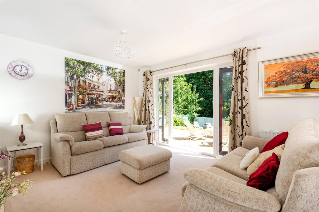 Sitting Area