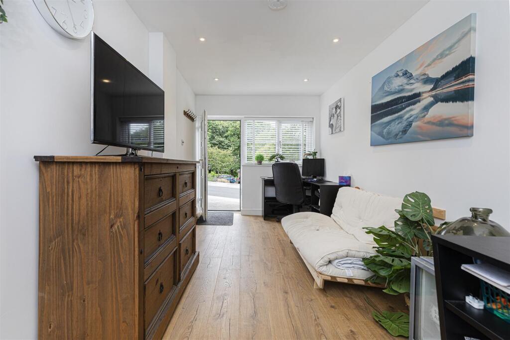 Lower Ground Floor Home Office/Study