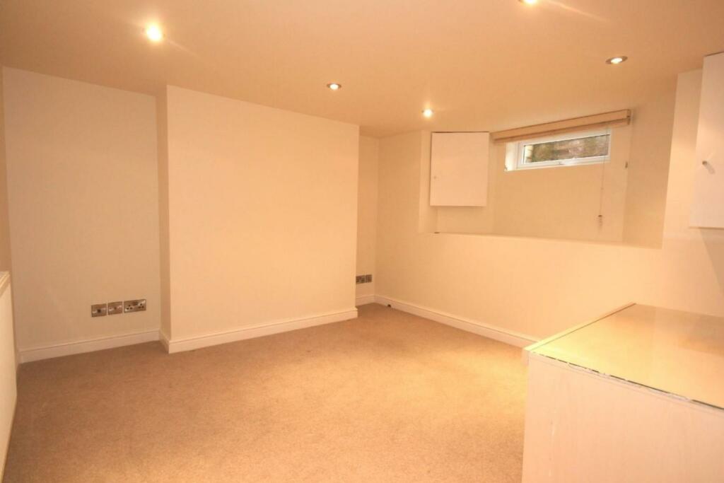 Office / Bedroom 3