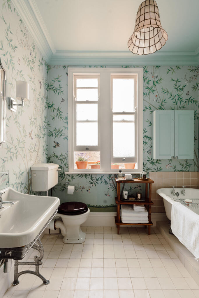 294809 - STAMFORD-HILL-MANSIONS-042.jpg